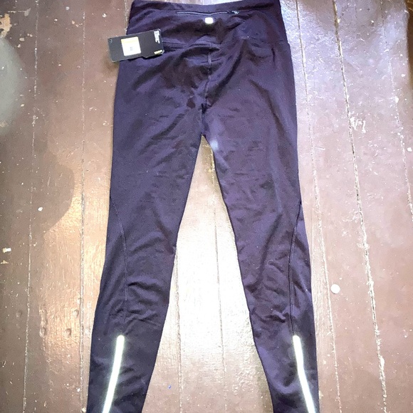 Women’s Black lined Leggings- Medium - Picture 2 of 4